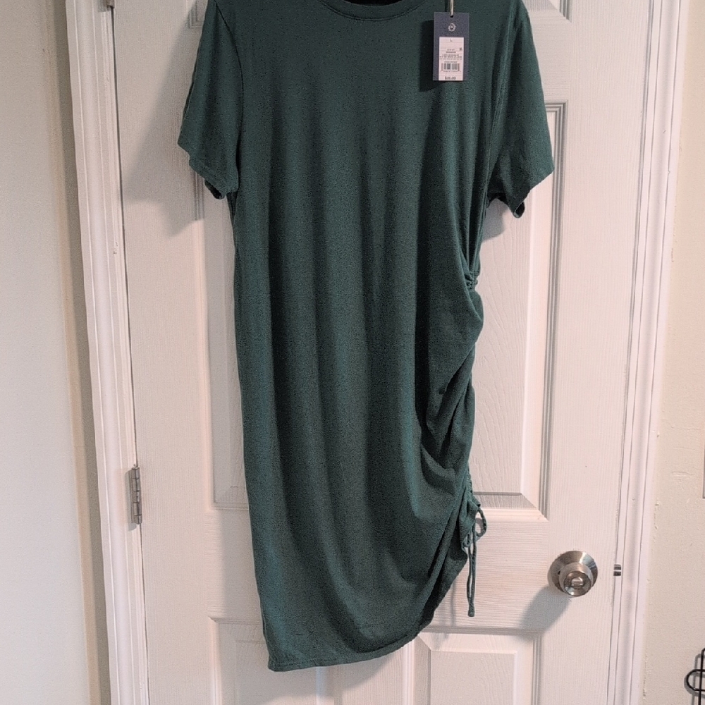 Universal Thread Green T-Shirt Dress